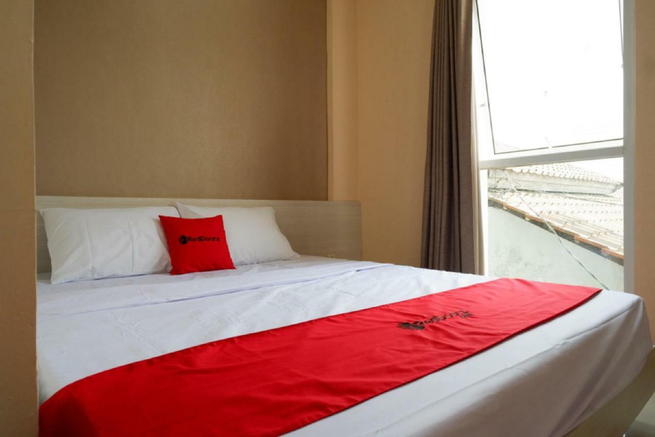 Reddoorz Near Rsud Margono Purwokerto 3 Hotel Exterior photo